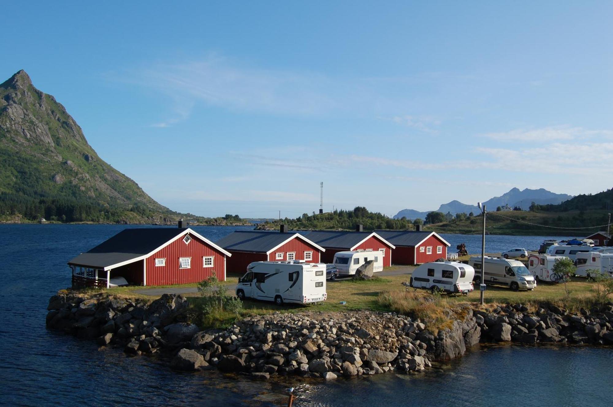 Brustranda Fjordcamping Valberg Экстерьер фото